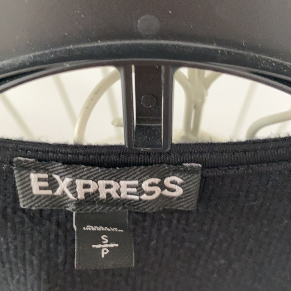 EXPRESS Ribbed Lace-Up Top - Picture 5 of 5